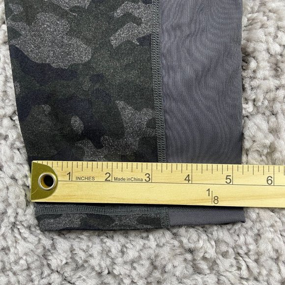 Fabletics On The Go PowerHold High Waisted Capri Leggings Women's XL Camo Mesh - Picture 11 of 11
